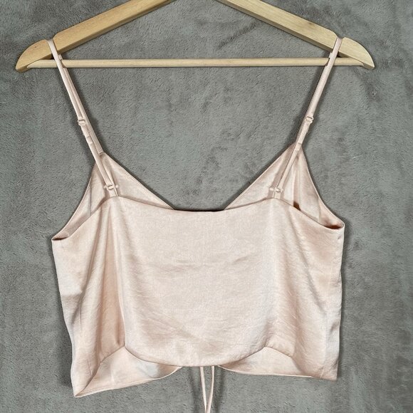 Aritzia Wilfred Verso Camisole Size Small Silky Satin Cropped Ruched Top V Neck - Picture 5 of 12